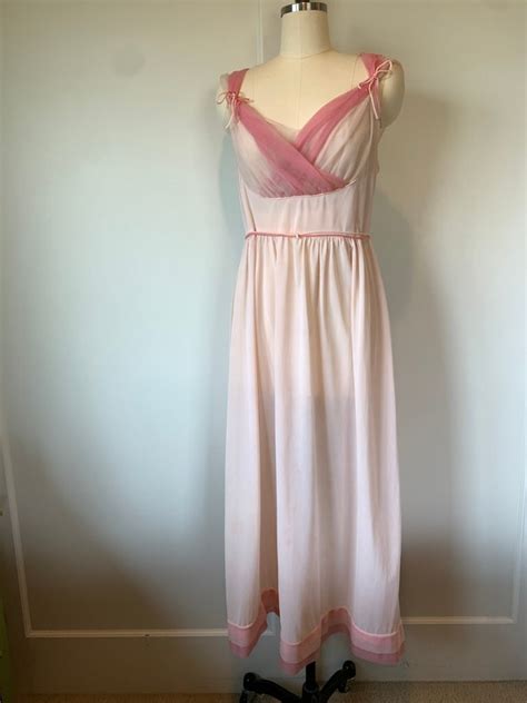vintage luxite kayser pink and pink negligee with mat… gem