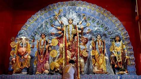 Durga Puja 2018 Celebrate The Festival By Visiting These Best Pandals