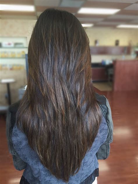 Having trouble finding a perfect cut for you? V-shape haircut with short layers. - Yelp