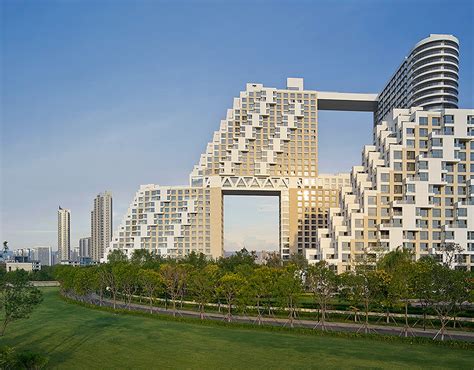 golden dream bay moshe safdie s affordable housing masterpiece moshe safdie