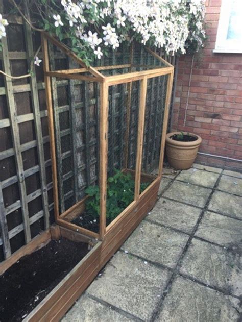 Build A Raised And Enclosed Garden Bed Diy Projects For