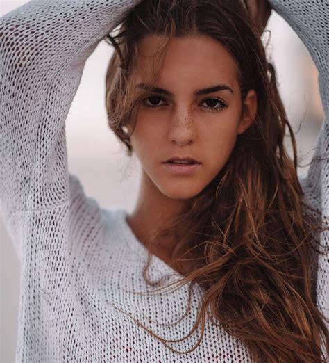 Meet Emily Feld Australian Model Social Media Star Bio Age Net Worth The Best Porn Website