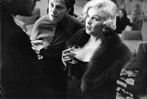 Marilyn With Her Secretary May Reis At The French Crystal Star Awards