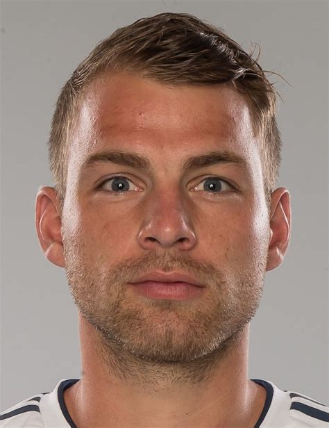 Julian büscher (born 22 april 1993) is a german footballer who plays for canadian club cavalry fc. Julian Büscher - Player Profile 2019 | Transfermarkt