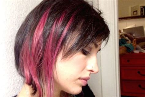 You place the cap on your head and use a hook to pull strands of hair through tiny holes. Cool Punky Pink Streaks for Women - 12thBlog