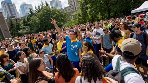 Torontos Ryerson University Seeks Guinness World Record For Bubble Gum
