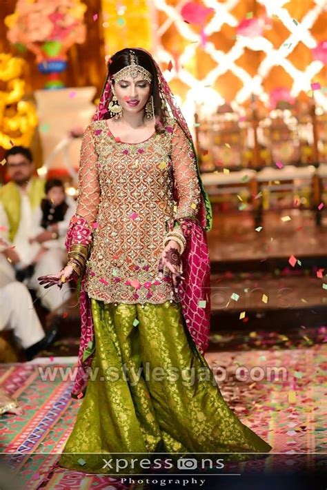 Latest Bridal Mehndi Dresses Wedding Collection 2018 2019