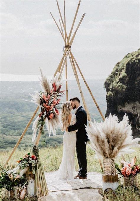 Top 20 Rustic Burlap Wedding Arches And Backdrop Ideas Roses And Rings