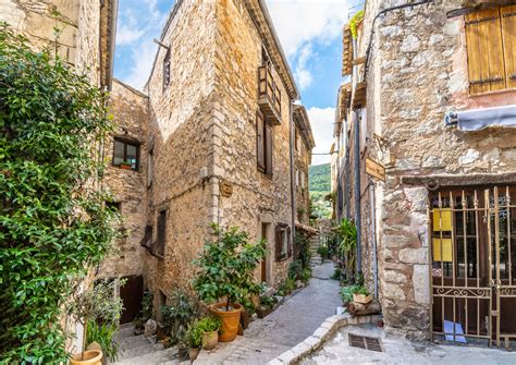 French Riviera Perched Villages private Tour - Full Day - Deluxe France