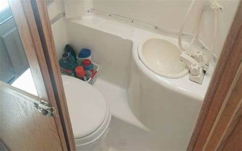 Rv Shower Toilet Combo Vlrengbr
