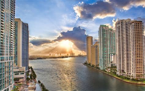 Kimpton Epic Hotel Updated 2022 Prices Reviews And Photos Miami