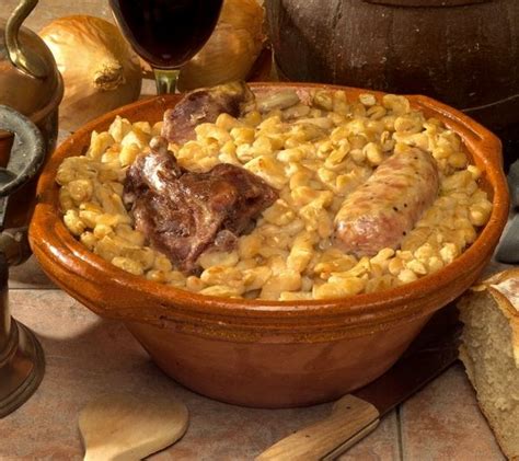 Le Cassoulet One Of The Most Delicious Rich Country Dishes Imaginable