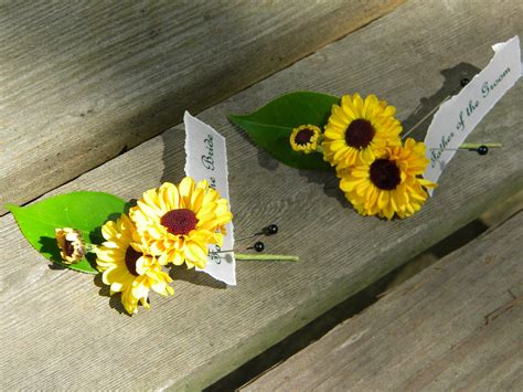 Send succulent gifts, cacti & terrariums for delivery. Wedding Flowers from Springwell: Sunflowers for Katie and ...