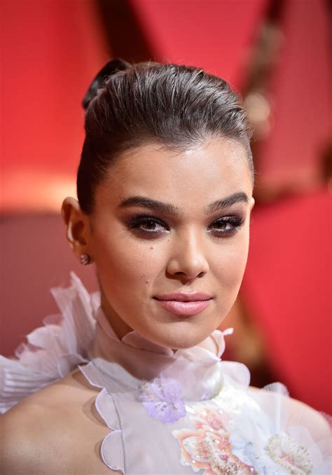 Hailee Steinfeld At 89th Annual Academy Awards In Hollywood 02262017
