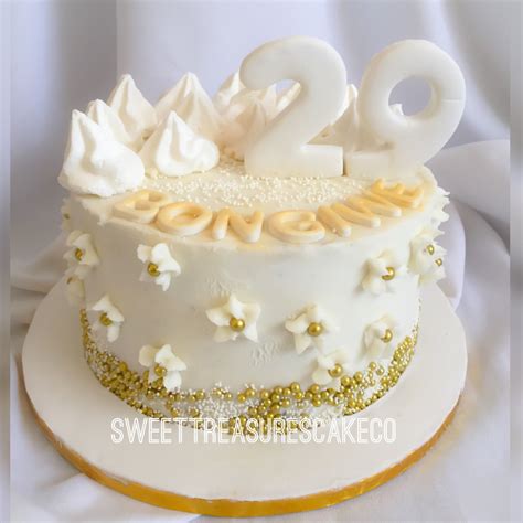 Wished Bongiwe A Happy 29th Birthday With This Gorgeous Cake Covered