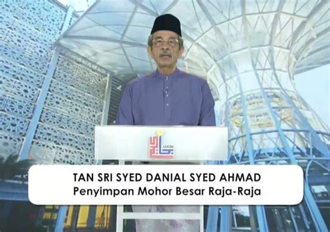 Kommandeur des ordens der loyalität zur krone malaysias (psm) (1979) mit dem titel tan sri. JAKIM pilih dua pemenang Teka Warna Baju Tan Sri Syed ...