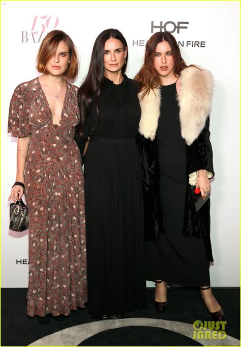 Demi Moore Brings Daughters Tallulah Scout To Harper S Bazaar