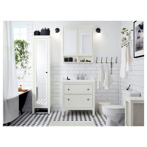 Eleganti e colorate, aggiungono un tocco di stile al tuo bagno. Bagno IKEA 2018