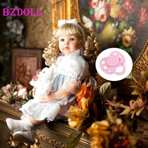 リボーンドール プリンセスドール トドラードール 赤ちゃん人形 ベビードール 24インチ 高級 服 衣装付き 金髪 カールヘア 可愛い 抱き