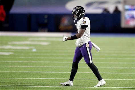 NFL Fans Pity Ravens QB Lamar Jackson After Team Loses Another RB to Injury