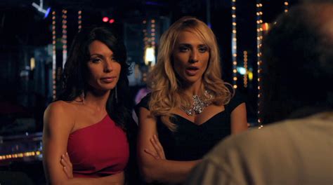 18 Hollywood Sex Wars 2020 English Hot Movie 720p Bluray 700mb X264