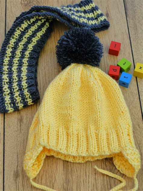 Keep your child's ears warm during cold days with a hat that includes earflaps. Ear Flap Hat With Scarf Pattern | Hat knitting patterns ...