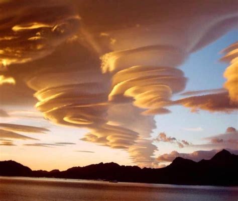 Lenticular Clouds Over Hawaii Photography B Lenticular Clouds Clouds