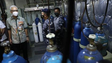 Ganjar Berterima Kasih Kapal Perang Kri Dr Soeharso Bantu Suplai Oksigen Di Jawa Tengah
