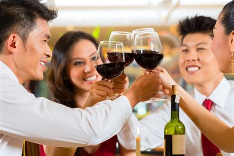 5 Reasons You Should Drink A Glass Of Wine Every Day The Beverage Clique Academy