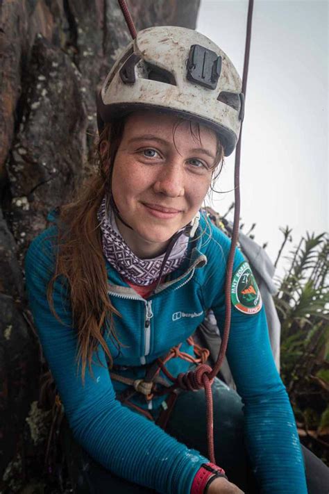 Anna Taylor Aims To Be 1st Woman To Complete Continuous Round Of