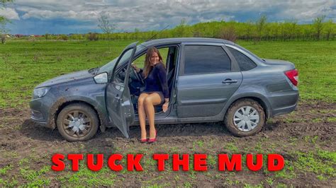 Tanya Stuck The Mud So Kate Hight Heels Trailer 1 Pedal Pumping Revving Stuck Nylon Pantyhose