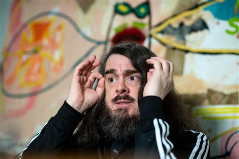 Jun 07, 2021 · passagen. Altersloser Provokateur: Jonathan Meese wird 50