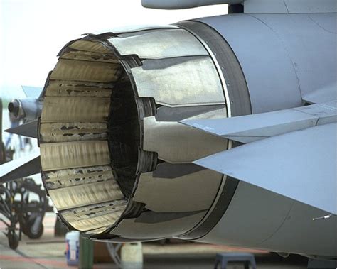 Yf 16 Engine Nozzle Blade Movement Factors F 16 Design And Construction