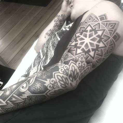 100+ Delightful Blackwork Tattoo Designs - Redefining the Art of Tattooing