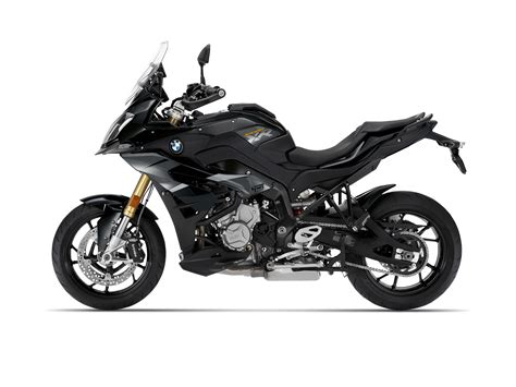2019 (mmxix) was a common year starting on tuesday of the gregorian calendar, the 2019th year of the common era (ce) and anno domini (ad) designations, the 19th year of the 3rd millennium. 2019 BMW S1000XR Guide • Total Motorcycle