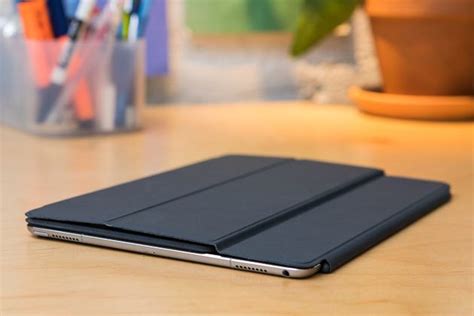 The Best Ipad Pro Keyboard Cases Reviews By Wirecutter