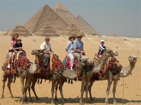 القرار بشأن استئناف الرحلات إلى مصر سيأتي بناء على نتائج زيارة وفد روسي. السياحة في مصر - سعودي بينج