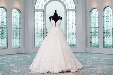 Disneys Snow White Wedding Dress See New Disney Princess Wedding