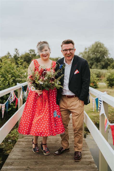 retro seaside themed wedding at the height of summer · rock n roll bride