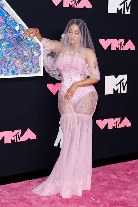Nicki Minaj Mtv Video Music Awards 2023 Vmas Red Carpet Fashion Dolce