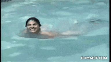 Swimming Pool Camera Pose Fail Gif Pinterest Humor Funny Pictures Smiles And Laughs