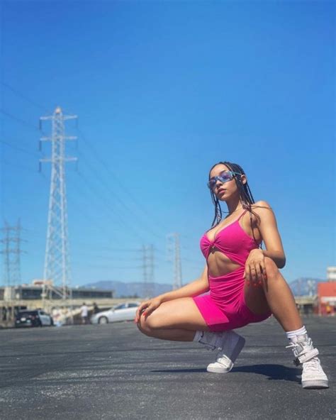 Tinashe Shows Off Her Sexy Body Topless And In Revealing Bikinis In The Fappening