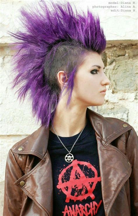 Pin By Dawn Kreiger On Dare To Be Bold Punk Girl Hair Punk Hair