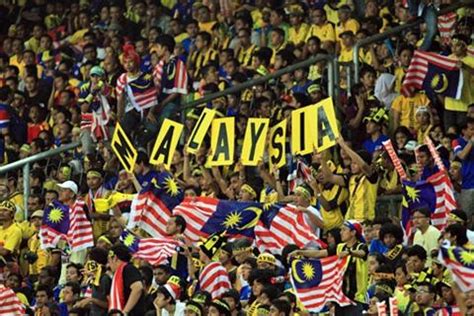 Malaysia melaju ke partai final piala aff 2018 setelah menyingkirkan favorit juara yang sekaligus merupakan juara bertahan, thailand. Keputusan penuh Malaysia U21 vs Vietnam U21 21 Oktober 2012