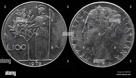 100 Lire Coin Italy 1979 Stock Photo Alamy