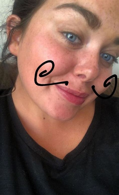 Scarlett Moffatt Reveals Her Freckles In Candid Make Up Free Selfie