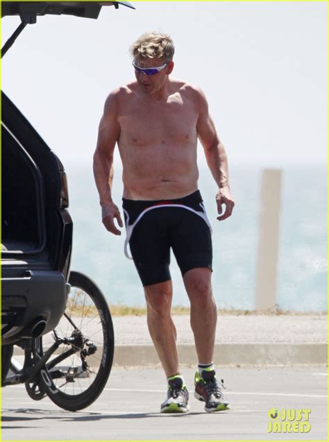 Gordon Ramsay Goes Shirtless For Malibu Bike Ride Photo 3427489 Gordon Ramsay Shirtless