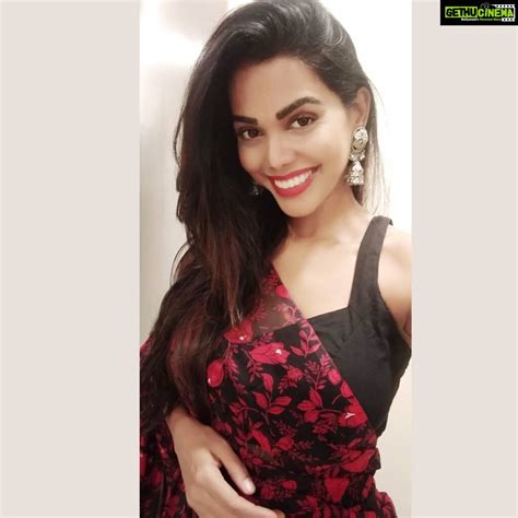 Actress Natasha Suri Instagram Photos And Posts November 2018 Gethu Cinema