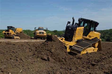 Sort by location, manufacturer, model, and daily/weekly/monthly rental price. Caterpillar's D6 XE electric drive dozer explained