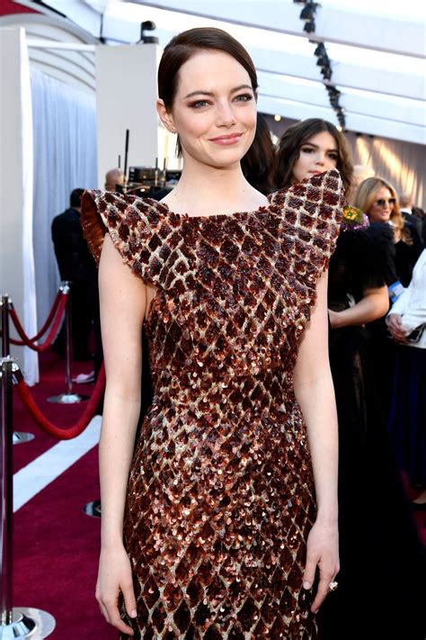 She showed up to the 2019 producers guild awards, for the nomination of her netflix miniseries, maniac, with no trace of auburn locks in sight. Emma Stone - Oscars 2019 Red Carpet • CelebMafia